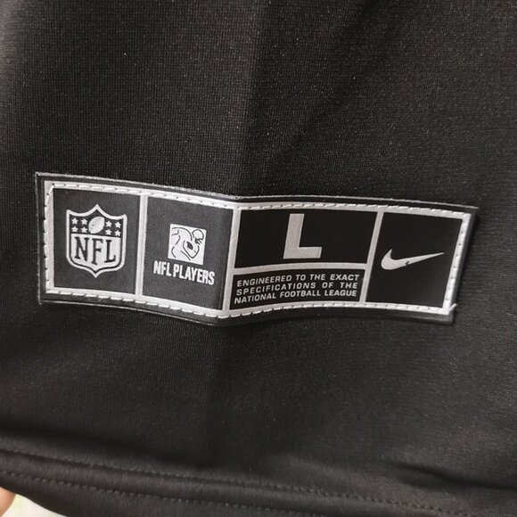 Justin Fields Black Chicago Bears No 1 Jersey - Picture 10 of 11